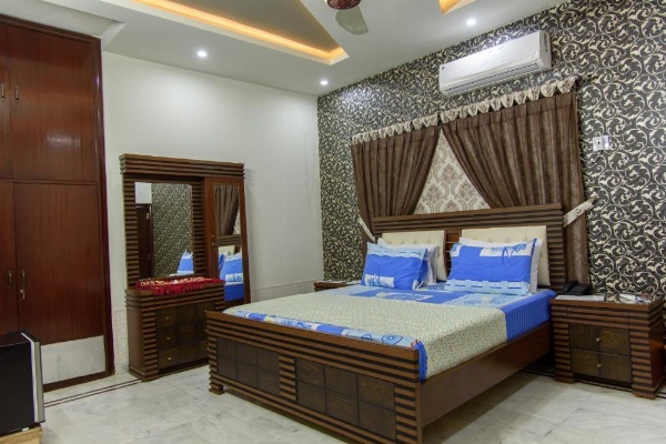 Patel Residency Guest House 2 image 16
