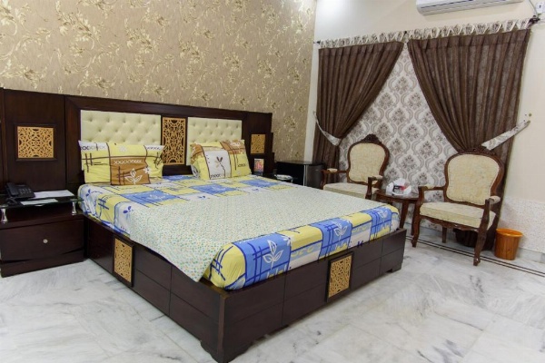 Patel Residency Guest House 2 image 18